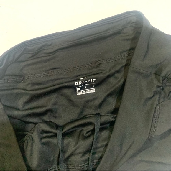 Nike Athletic Shorts - Picture 4 of 4